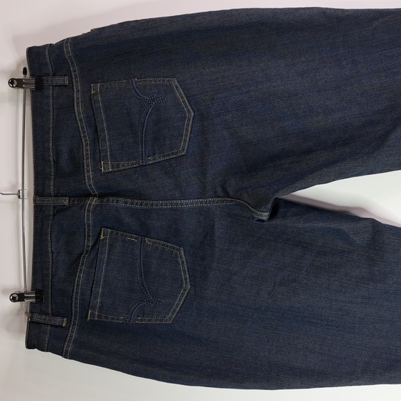 Fashion🔺️Bug Moderately Curvy Dark Wash Wide Leg Blue Jeans Size 22W - Picture 5 of 17